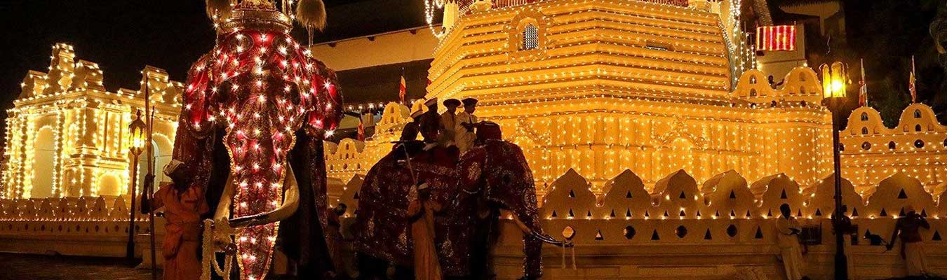 Kandy Esela Perahara