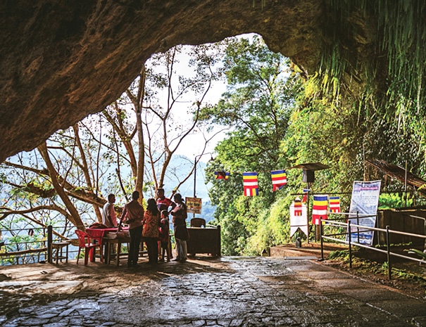 Sri-lanka-caves