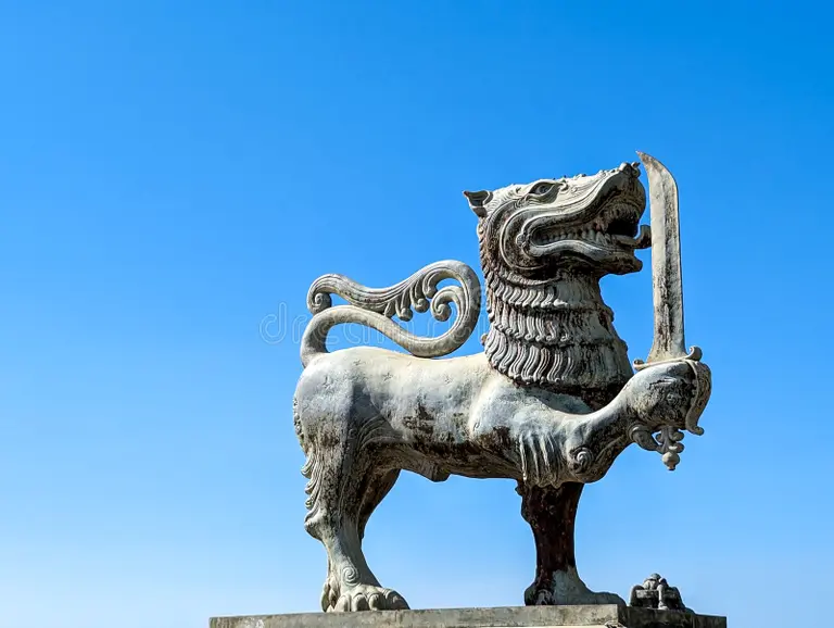 Sri Lankan Lion Statue resembling the flag